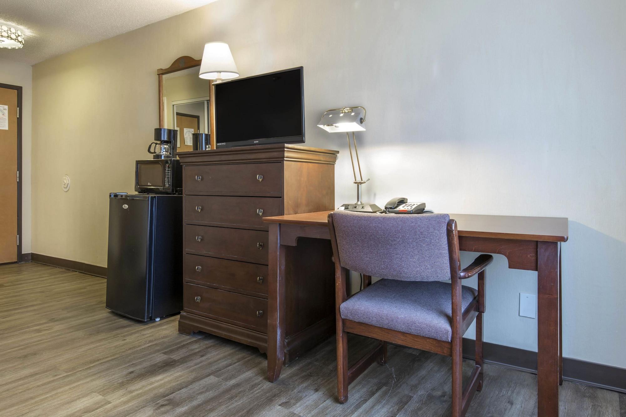Lamplighter Inn-South Springfield Esterno foto