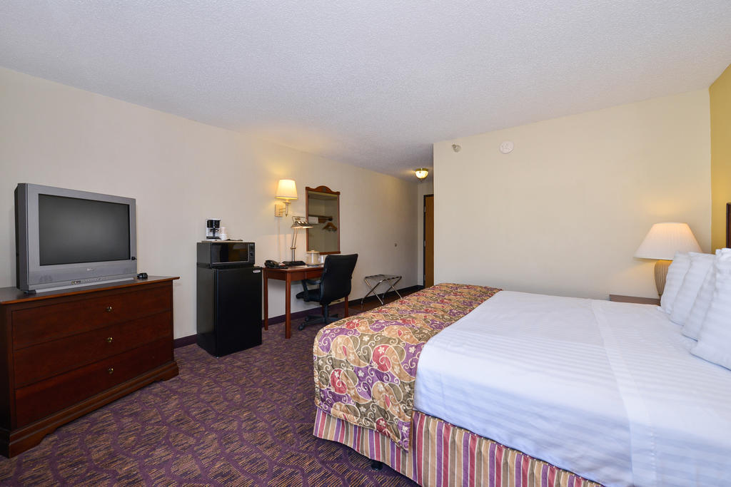 Lamplighter Inn-South Springfield Esterno foto