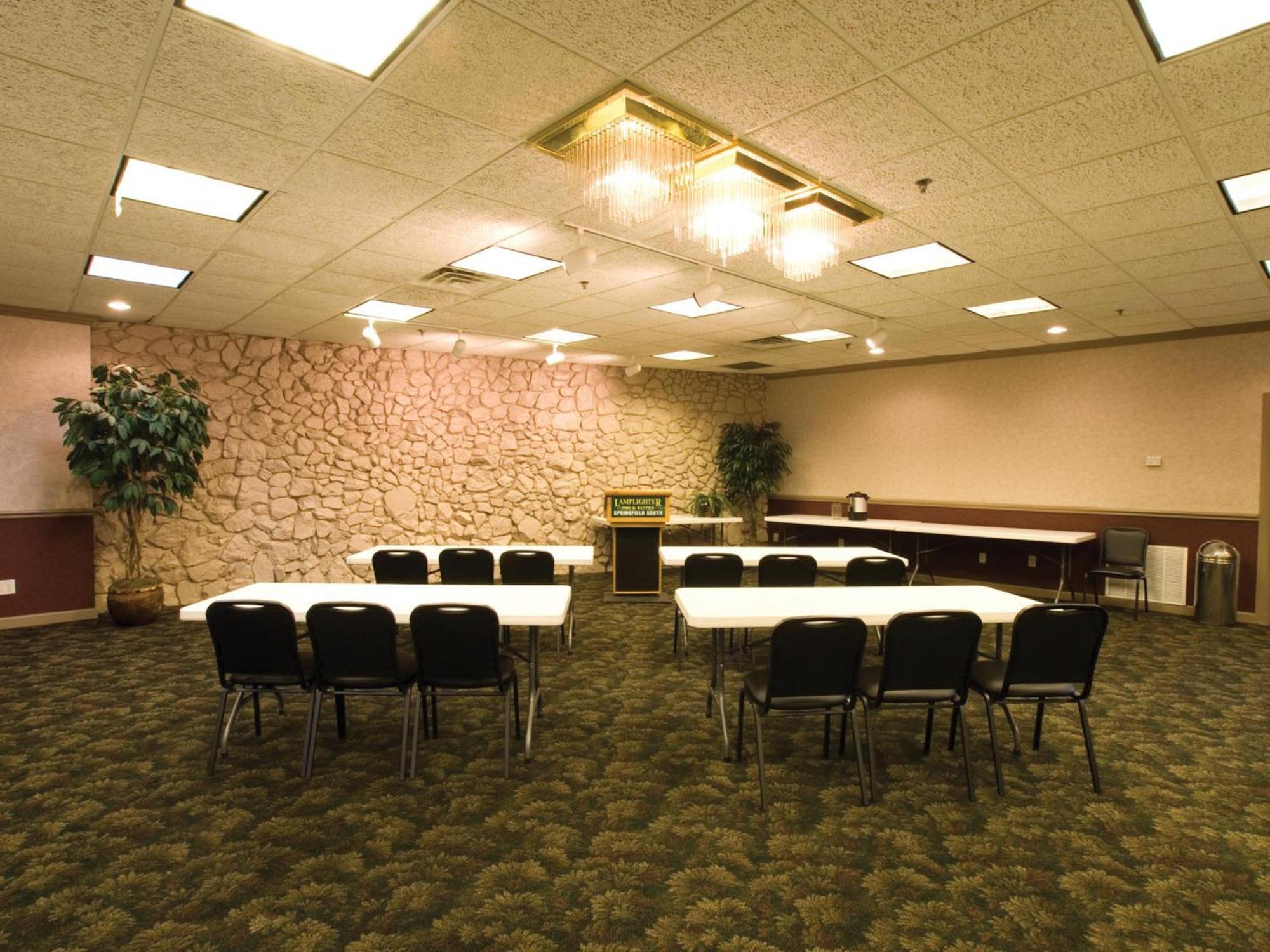 Lamplighter Inn-South Springfield Esterno foto