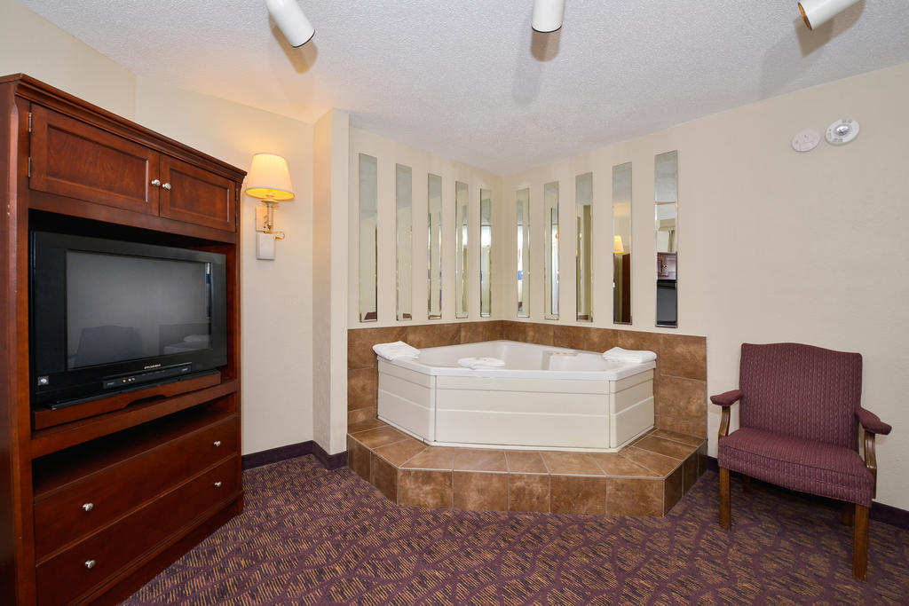 Lamplighter Inn-South Springfield Esterno foto