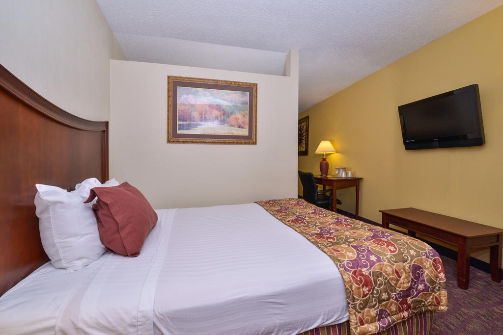 Lamplighter Inn-South Springfield Esterno foto