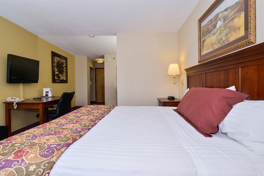Lamplighter Inn-South Springfield Esterno foto