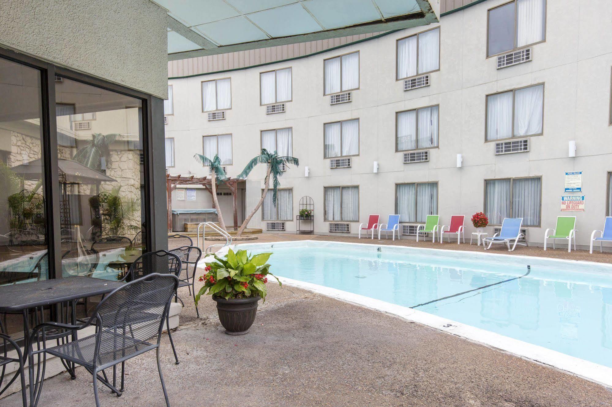 Lamplighter Inn-South Springfield Esterno foto